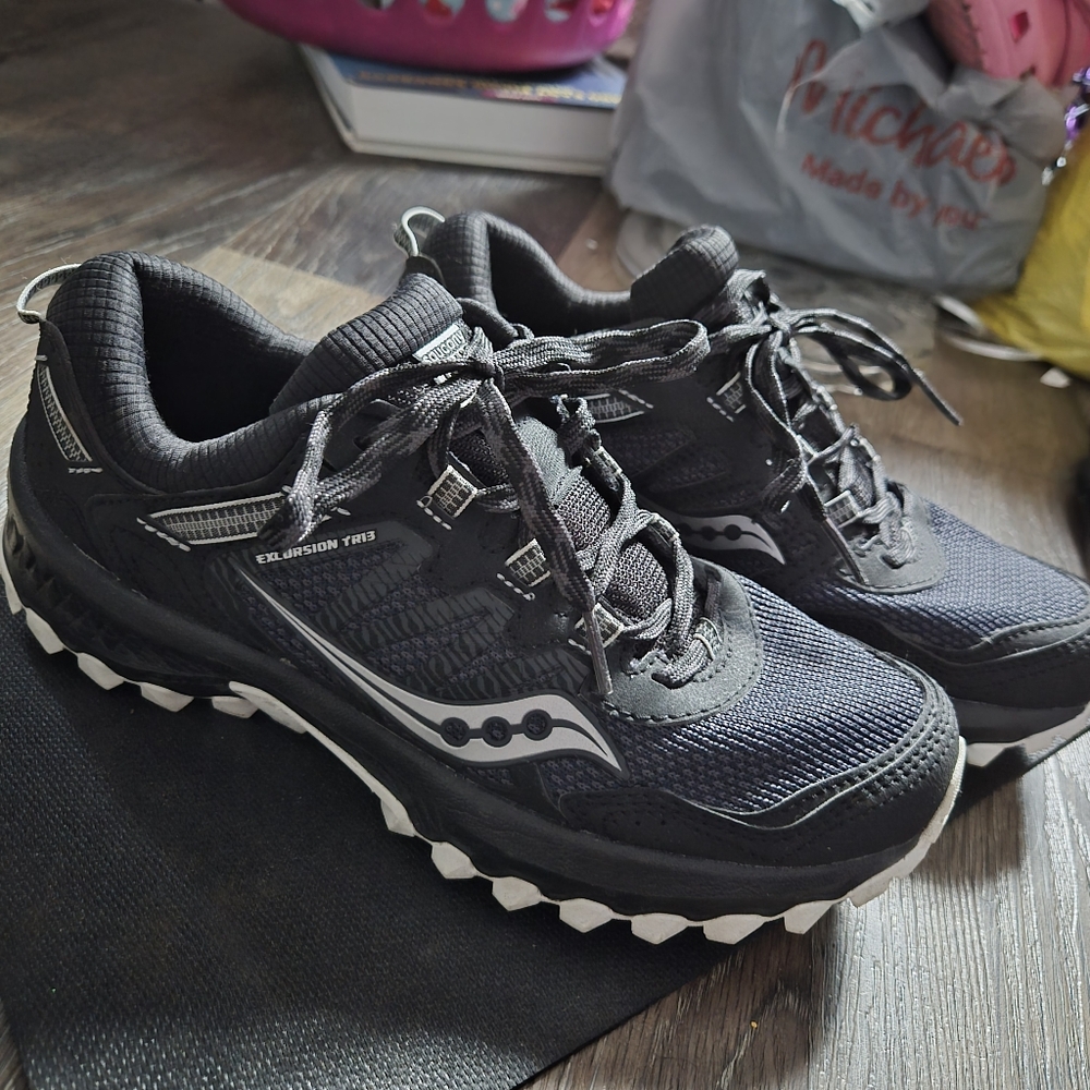 🌷💚saucony versafoam excursion tr13 trail running shoes